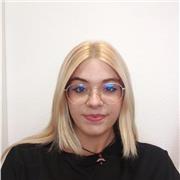 Adapto las clases a el nivel de cada alumno y conforme vaya avanzando y mejorando iremos cambiando el refuerzo.